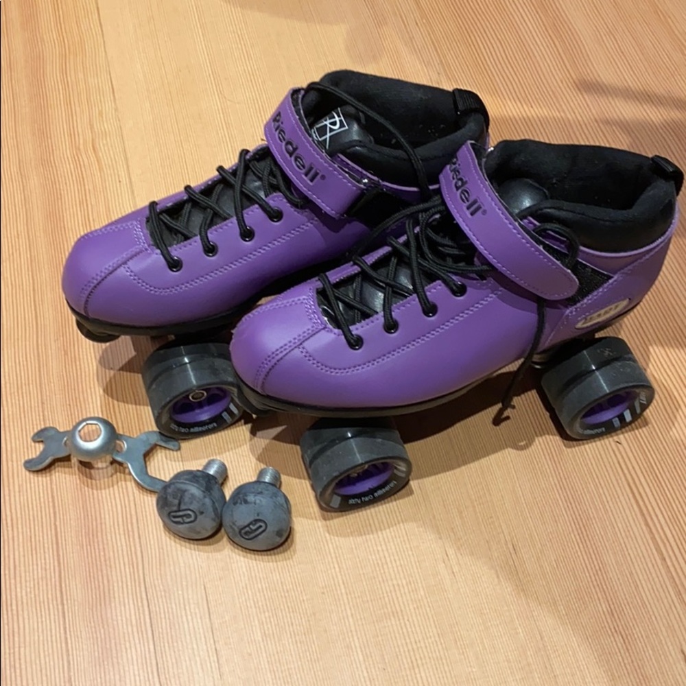 Riedell roller skates